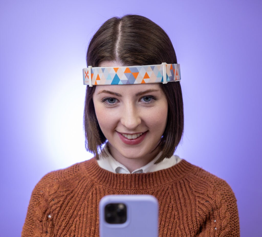 Client with BrainBit Headband